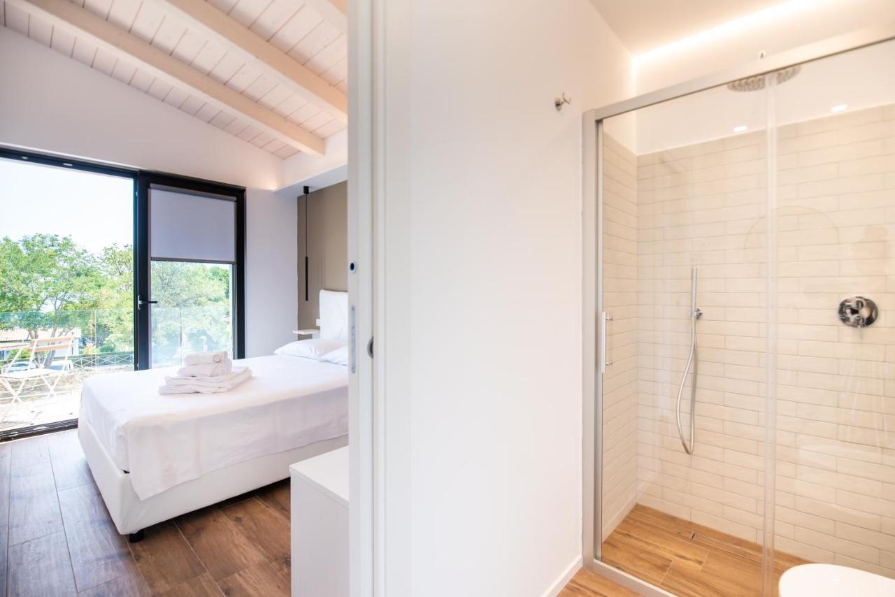 ヌマーナ La Perla Relais Bed & Breakfast エクステリア 写真
