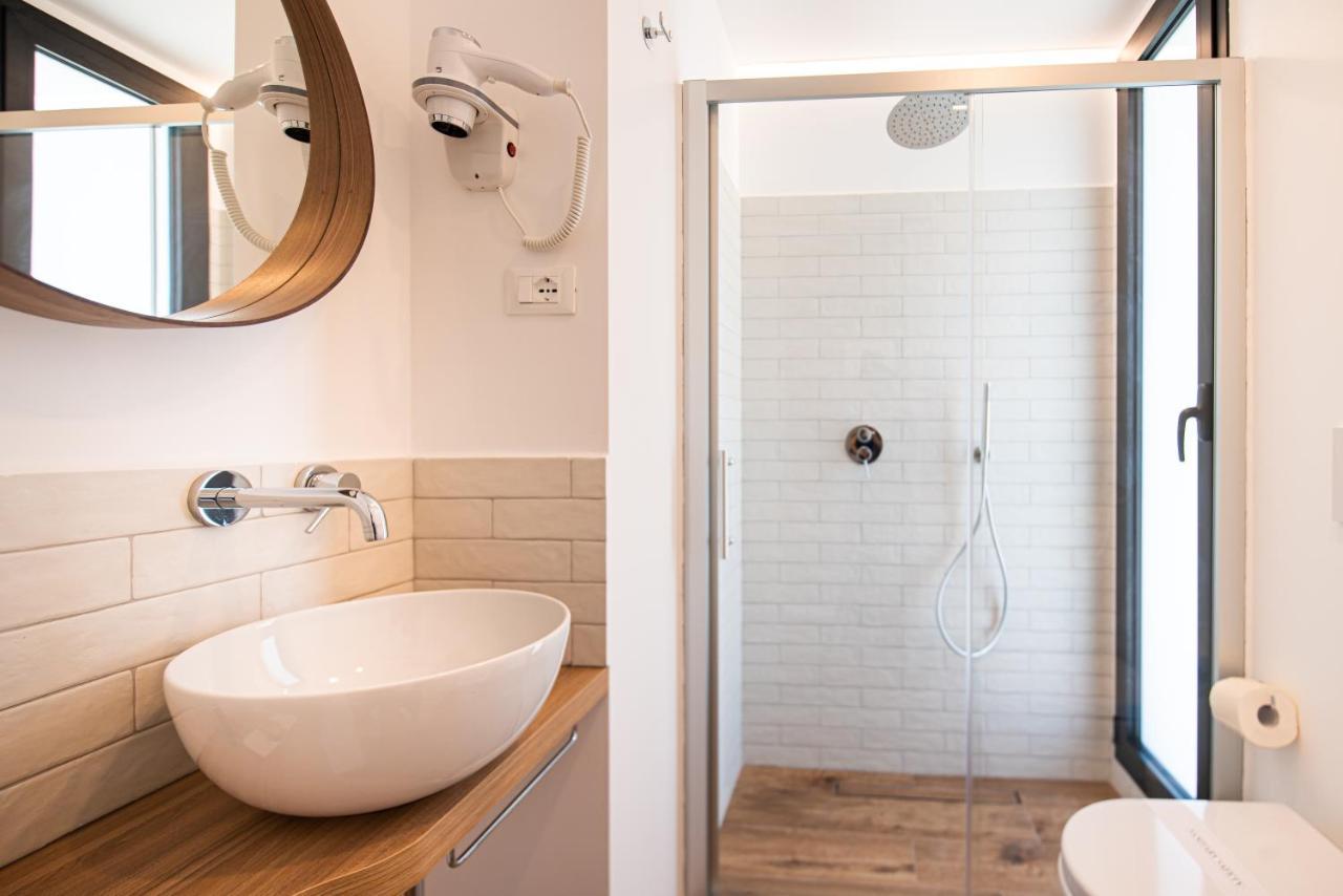 ヌマーナ La Perla Relais Bed & Breakfast エクステリア 写真